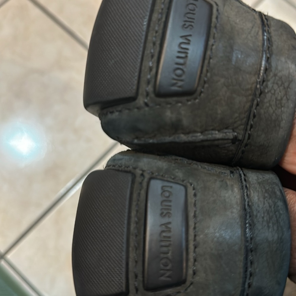 Louis Vuitton shoes used in good condition - Picture 2 of 12